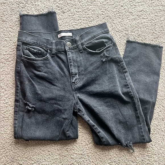 Woman’s High Rise Mom Jean - Picture 2 of 4